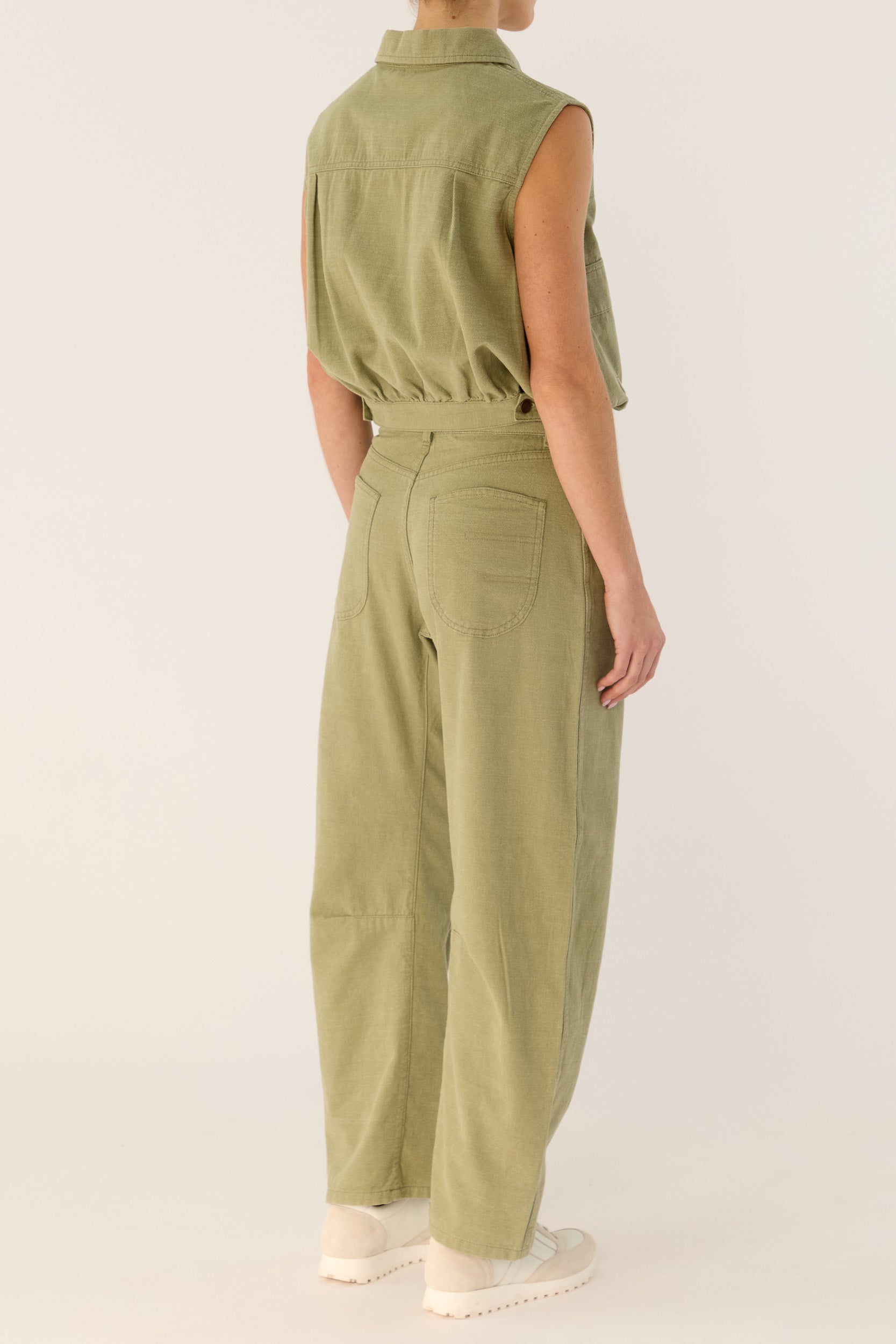 Andie Bow Leg Pant