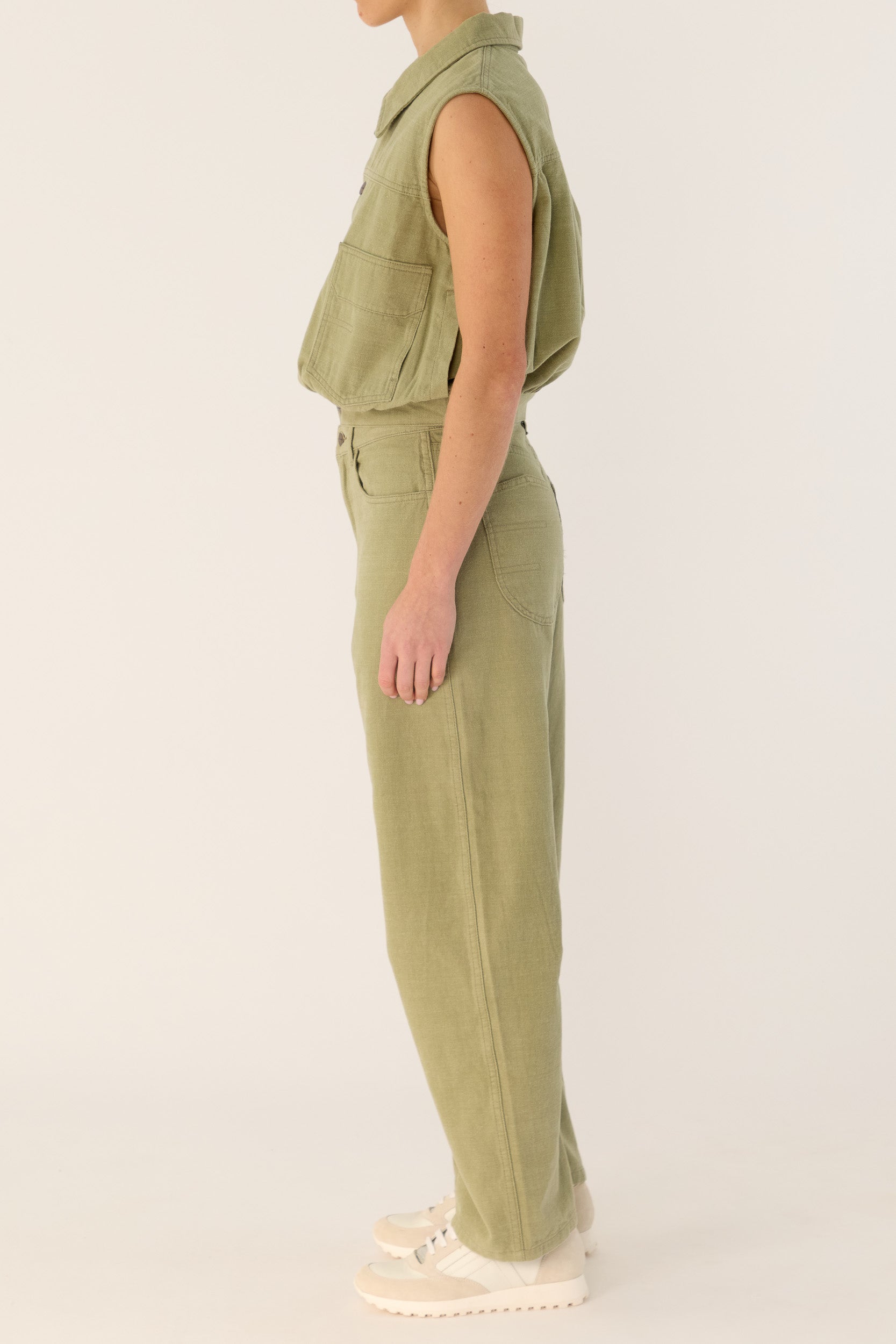Andie Bow Leg Pant