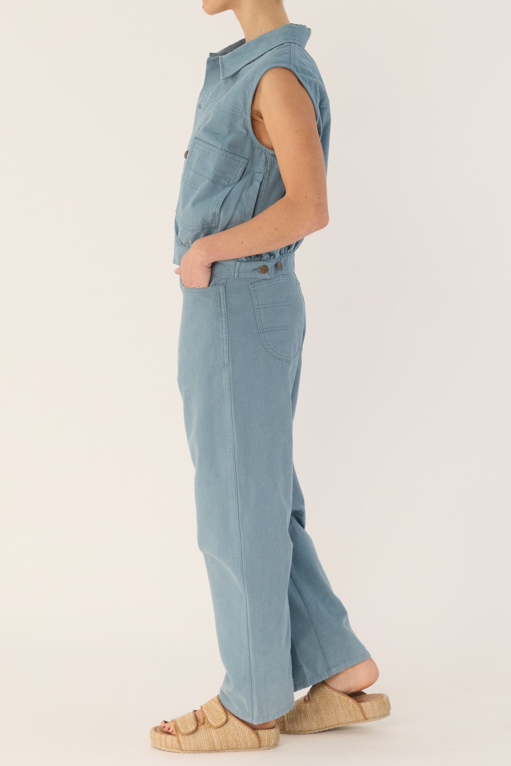 Andie Sleeveless Vest