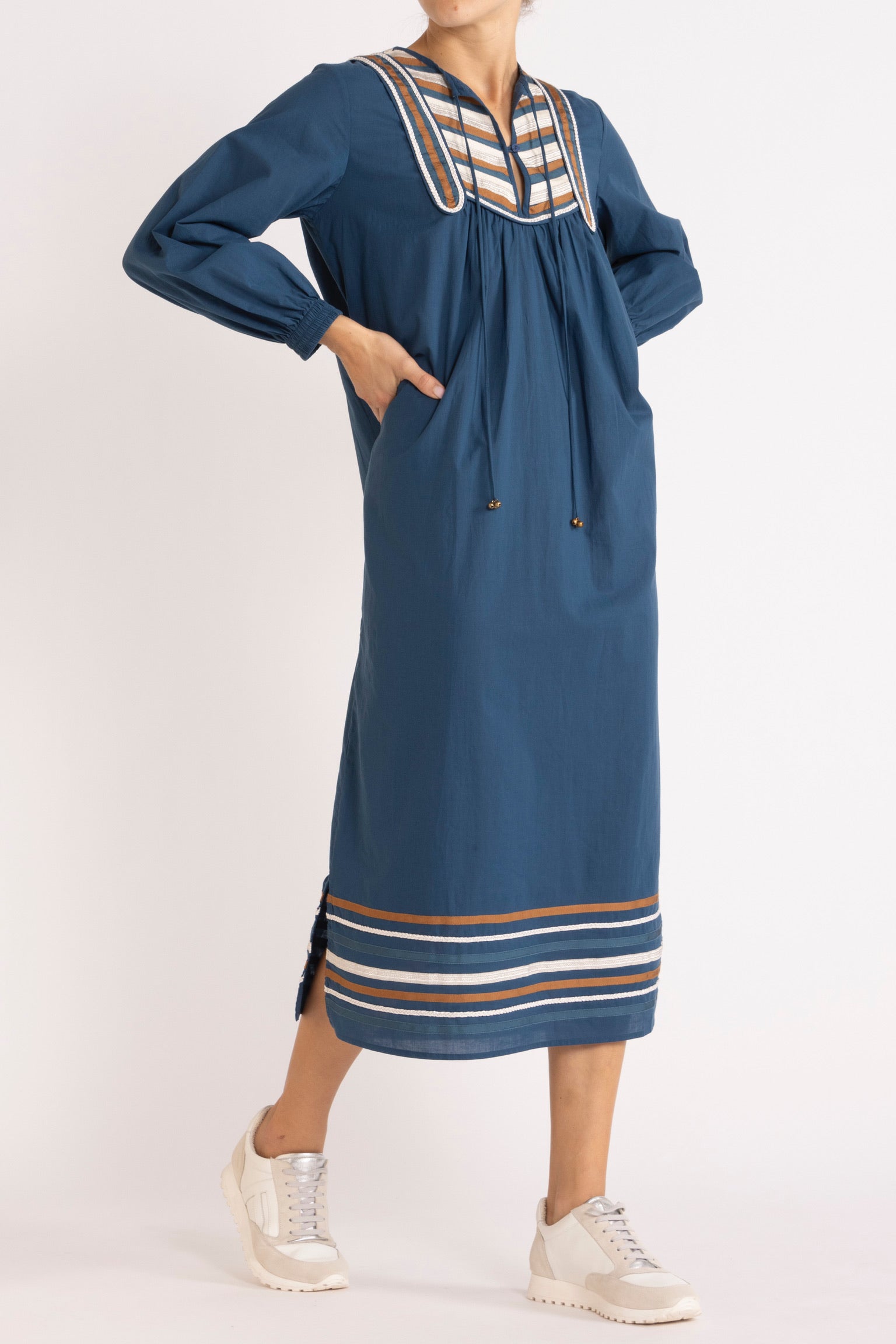 Ensemble - Talitha Dress & FLANNEL Sneaker